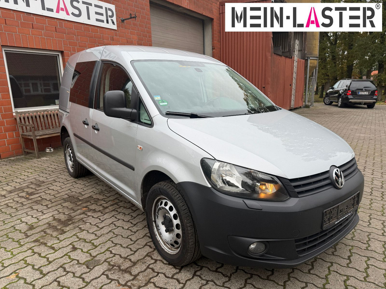 Volkswagen Caddy 2.0 TDI Soccer 4Motion Automatik 1. Hand - Farmari: kuva Volkswagen Caddy 2.0 TDI Soccer 4Motion Automatik 1. Hand - Farmari Volkswagen Caddy 2.0 TDI Soccer 4Motion Automatik 1. Hand - Farmari: kuva Volkswagen Caddy 2.0 TDI Soccer 4Motion Automatik 1. Hand - Farmari