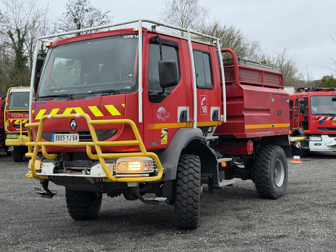 RENAULT Midlum - Kuorma-auto: kuva RENAULT Midlum - Kuorma-auto RENAULT Midlum - Kuorma-auto: kuva RENAULT Midlum - Kuorma-auto