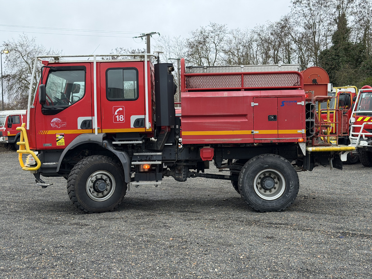 RENAULT Midlum - Kuorma-auto: kuva RENAULT Midlum - Kuorma-auto RENAULT Midlum - Kuorma-auto: kuva RENAULT Midlum - Kuorma-auto