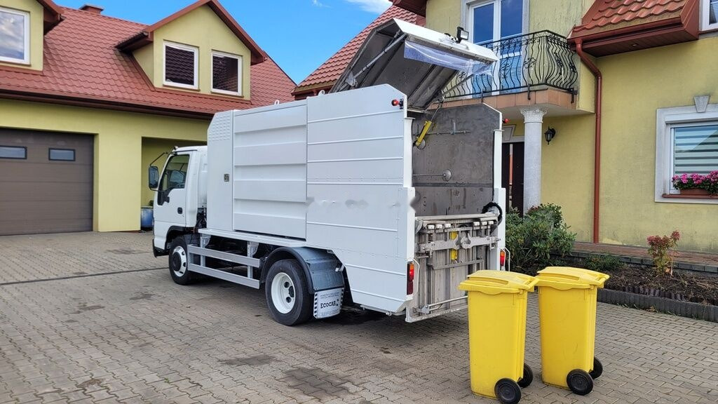 Isuzu NQR75 Container washer laveuse lavacassonetti myjka - Roska-auto: kuva Isuzu NQR75 Container washer laveuse lavacassonetti myjka - Roska-auto Isuzu NQR75 Container washer laveuse lavacassonetti myjka - Roska-auto: kuva Isuzu NQR75 Container washer laveuse lavacassonetti myjka - Roska-auto
