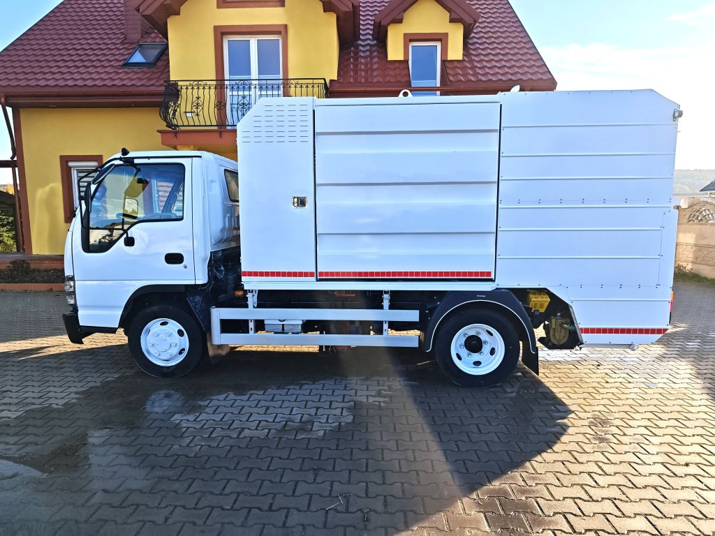 Isuzu Small CONTAINER WASHER Containerreiniger - FARID - Roska-auto: kuva Isuzu Small CONTAINER WASHER Containerreiniger - FARID - Roska-auto Isuzu Small CONTAINER WASHER Containerreiniger - FARID - Roska-auto: kuva Isuzu Small CONTAINER WASHER Containerreiniger - FARID - Roska-auto