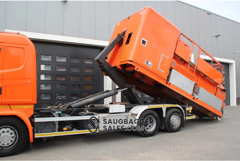 Puhtaanpitoauto Scania R520 V8 KOKS MegaVac Loader 8000 Evo – Dry material unit: kuva Puhtaanpitoauto Scania R520 V8 KOKS MegaVac Loader 8000 Evo – Dry material unit