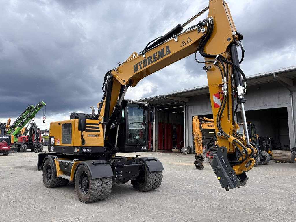 Hydrema MX17G Hydrema MX17G - Pyöräalustainen kaivinkone: kuva Hydrema MX17G Hydrema MX17G - Pyöräalustainen kaivinkone Hydrema MX17G Hydrema MX17G - Pyöräalustainen kaivinkone: kuva Hydrema MX17G Hydrema MX17G - Pyöräalustainen kaivinkone