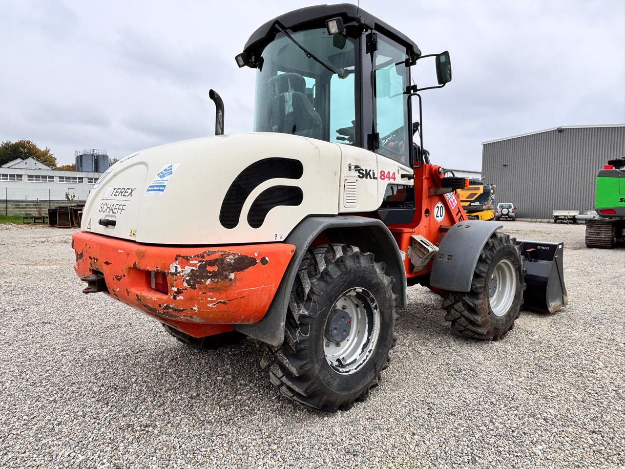 TEREX TL 100 - Pyöräkuormaaja: kuva TEREX TL 100 - Pyöräkuormaaja TEREX TL 100 - Pyöräkuormaaja: kuva TEREX TL 100 - Pyöräkuormaaja