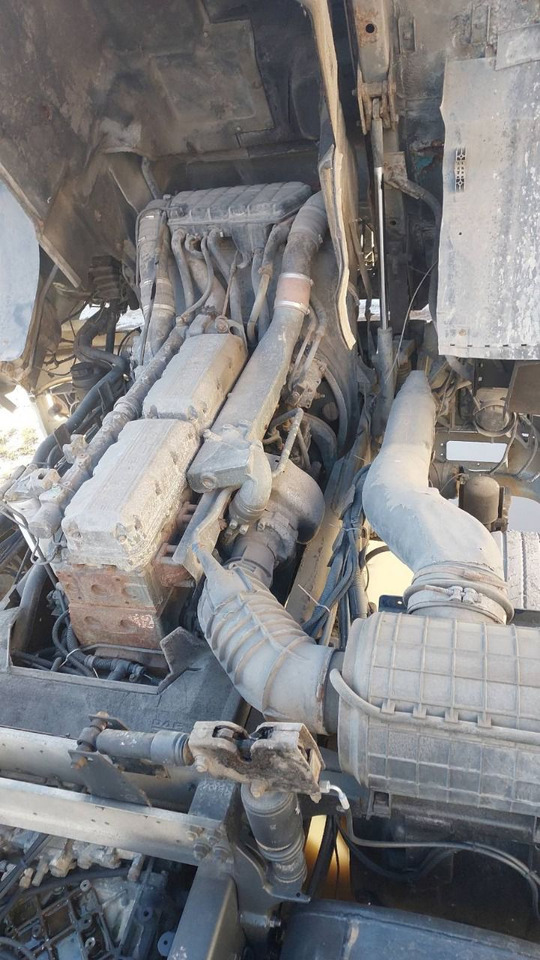 Kuorma-auto alusta DAF 95XF380: kuva Kuorma-auto alusta DAF 95XF380 Kuorma-auto alusta DAF 95XF380: kuva Kuorma-auto alusta DAF 95XF380