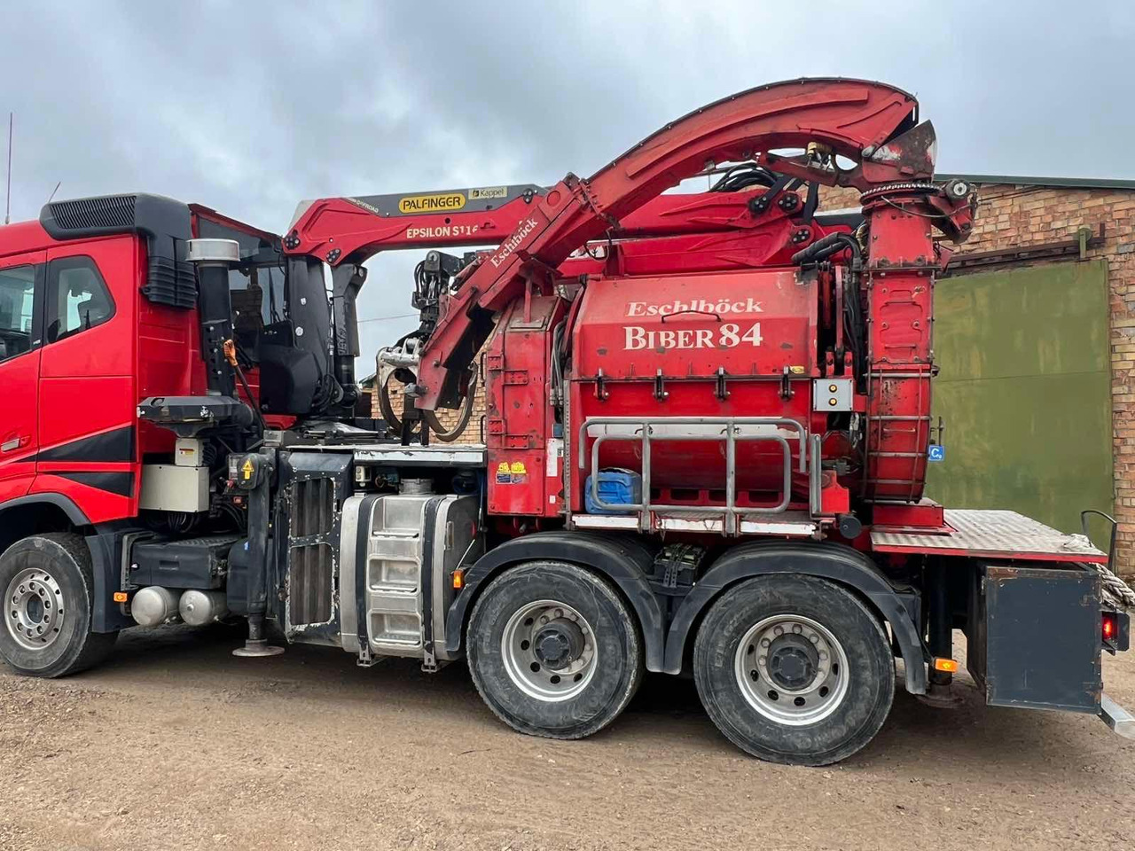 VOLVO FH16.550 - Hakkuri: kuva VOLVO FH16.550 - Hakkuri VOLVO FH16.550 - Hakkuri: kuva VOLVO FH16.550 - Hakkuri
