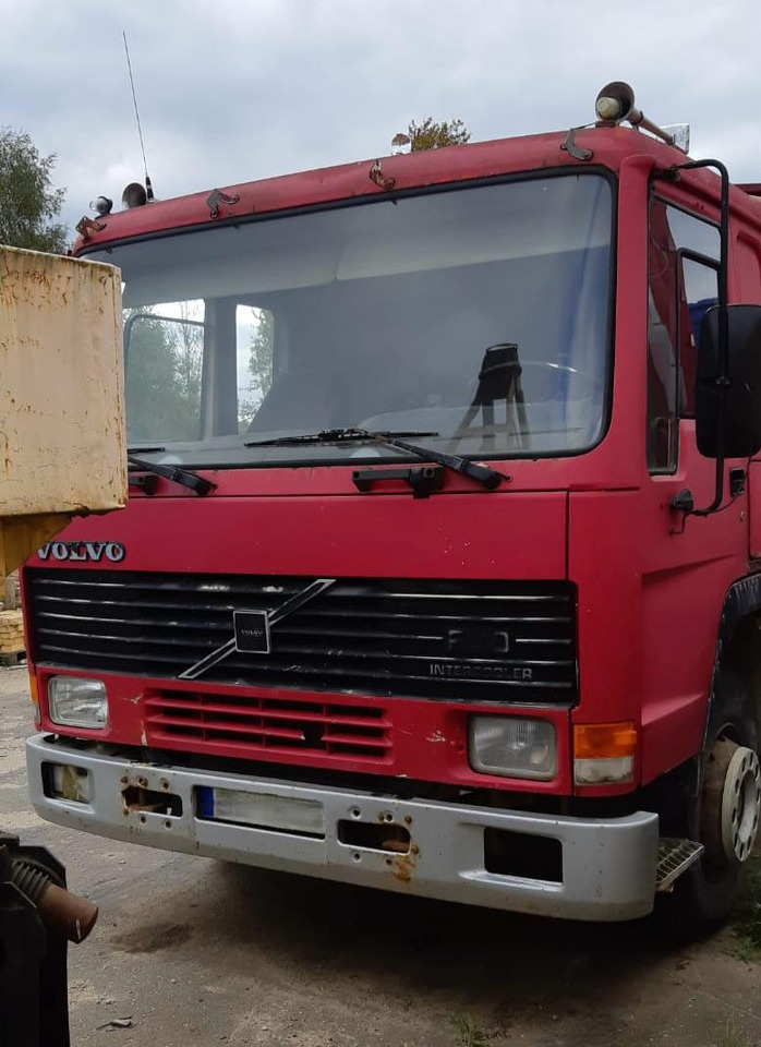 VOLVO FL10 - Kippiauto kuorma-auto: kuva VOLVO FL10 - Kippiauto kuorma-auto VOLVO FL10 - Kippiauto kuorma-auto: kuva VOLVO FL10 - Kippiauto kuorma-auto