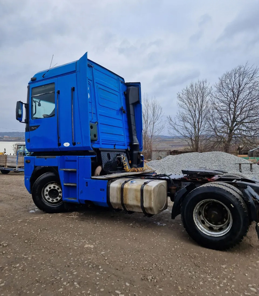 RENAULT Magnum 430 - Vetopöytäauto: kuva RENAULT Magnum 430 - Vetopöytäauto RENAULT Magnum 430 - Vetopöytäauto: kuva RENAULT Magnum 430 - Vetopöytäauto