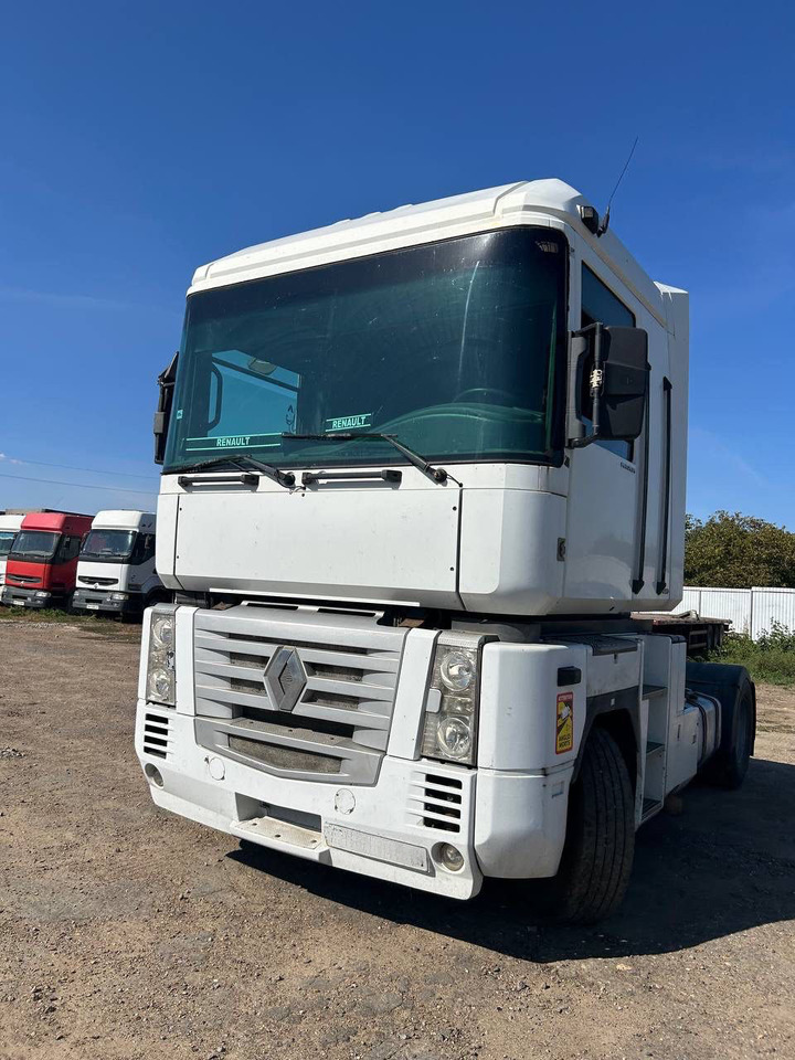 RENAULT Magnum 440 - Vetopöytäauto: kuva RENAULT Magnum 440 - Vetopöytäauto RENAULT Magnum 440 - Vetopöytäauto: kuva RENAULT Magnum 440 - Vetopöytäauto