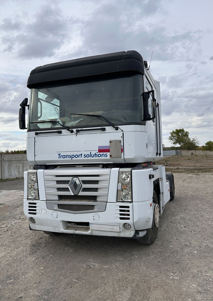 RENAULT Magnum 440 | ID1643S - Vetopöytäauto: kuva RENAULT Magnum 440 | ID1643S - Vetopöytäauto RENAULT Magnum 440 | ID1643S - Vetopöytäauto: kuva RENAULT Magnum 440 | ID1643S - Vetopöytäauto