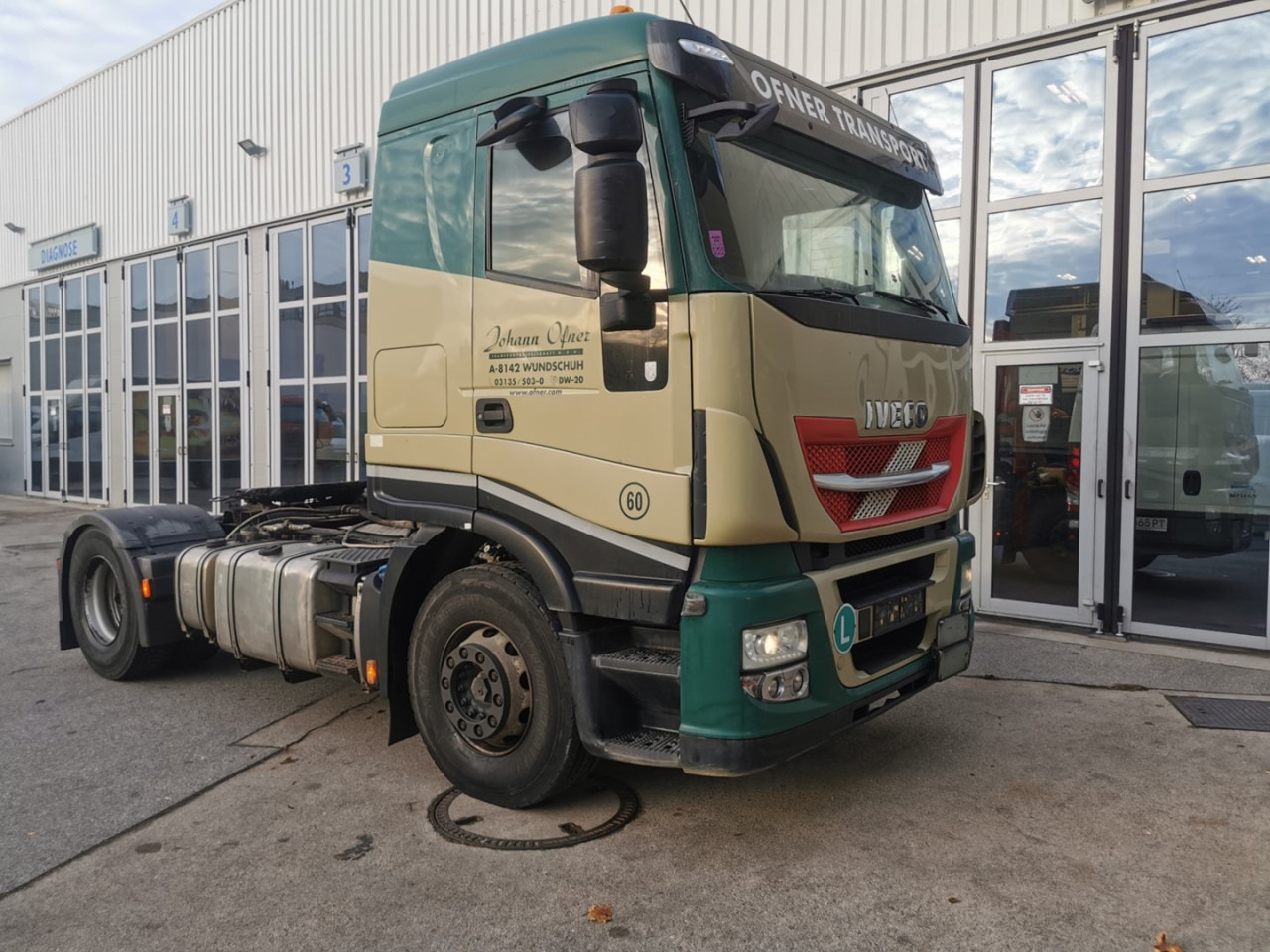 IVECO AS440S46T/P Kipphydraulik - Vetopöytäauto: kuva IVECO AS440S46T/P Kipphydraulik - Vetopöytäauto IVECO AS440S46T/P Kipphydraulik - Vetopöytäauto: kuva IVECO AS440S46T/P Kipphydraulik - Vetopöytäauto