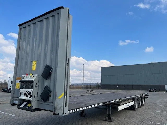Umpikori puoliperävaunu Krone 2018 XL P400 MEGA HUPAC - FERRY SPEC TRAILER WITH RAMPS: kuva Umpikori puoliperävaunu Krone 2018 XL P400 MEGA HUPAC - FERRY SPEC TRAILER WITH RAMPS Umpikori puoliperävaunu Krone 2018 XL P400 MEGA HUPAC - FERRY SPEC TRAILER WITH RAMPS: kuva Umpikori puoliperävaunu Krone 2018 XL P400 MEGA HUPAC - FERRY SPEC TRAILER WITH RAMPS