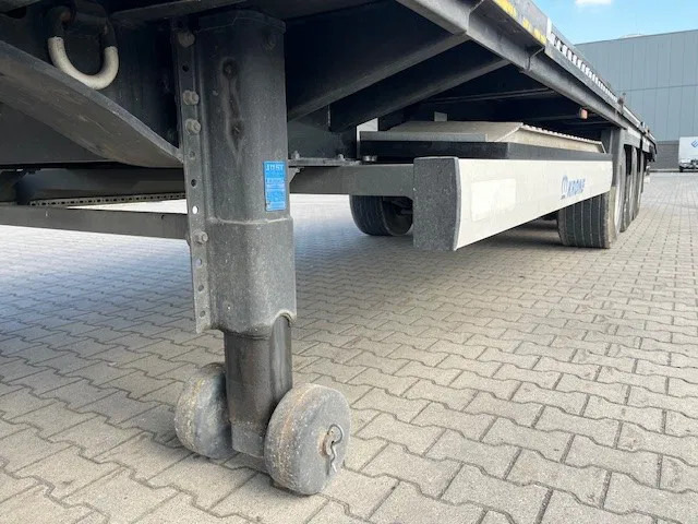 Umpikori puoliperävaunu Krone 2018 XL P400 MEGA HUPAC - FERRY SPEC TRAILER WITH RAMPS: kuva Umpikori puoliperävaunu Krone 2018 XL P400 MEGA HUPAC - FERRY SPEC TRAILER WITH RAMPS Umpikori puoliperävaunu Krone 2018 XL P400 MEGA HUPAC - FERRY SPEC TRAILER WITH RAMPS: kuva Umpikori puoliperävaunu Krone 2018 XL P400 MEGA HUPAC - FERRY SPEC TRAILER WITH RAMPS
