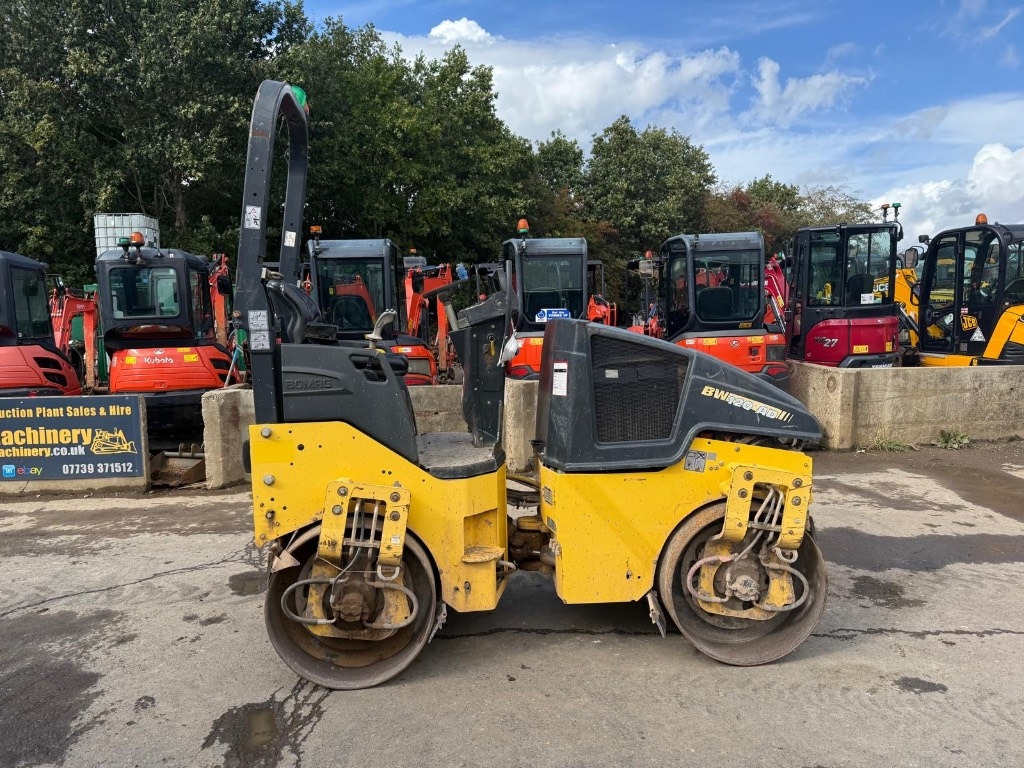 Bomag BW 120 AD-5 - Tiejyrä: kuva Bomag BW 120 AD-5 - Tiejyrä Bomag BW 120 AD-5 - Tiejyrä: kuva Bomag BW 120 AD-5 - Tiejyrä