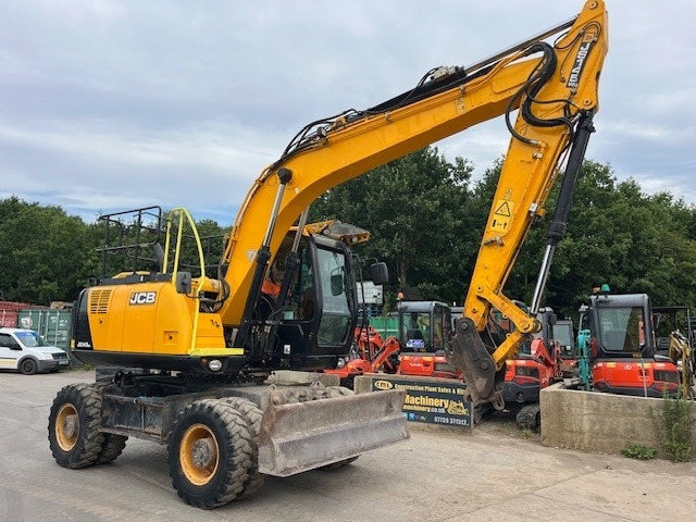 JCB JS 145 W - Pyöräalustainen kaivinkone: kuva JCB JS 145 W - Pyöräalustainen kaivinkone JCB JS 145 W - Pyöräalustainen kaivinkone: kuva JCB JS 145 W - Pyöräalustainen kaivinkone
