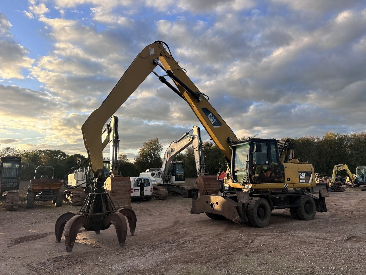 CATERPILLAR M 318 MH mit Greifer Kein 3022 3026 320 322 - Materiaalinkäsittelykone: kuva CATERPILLAR M 318 MH mit Greifer Kein 3022 3026 320 322 - Materiaalinkäsittelykone CATERPILLAR M 318 MH mit Greifer Kein 3022 3026 320 322 - Materiaalinkäsittelykone: kuva CATERPILLAR M 318 MH mit Greifer Kein 3022 3026 320 322 - Materiaalinkäsittelykone