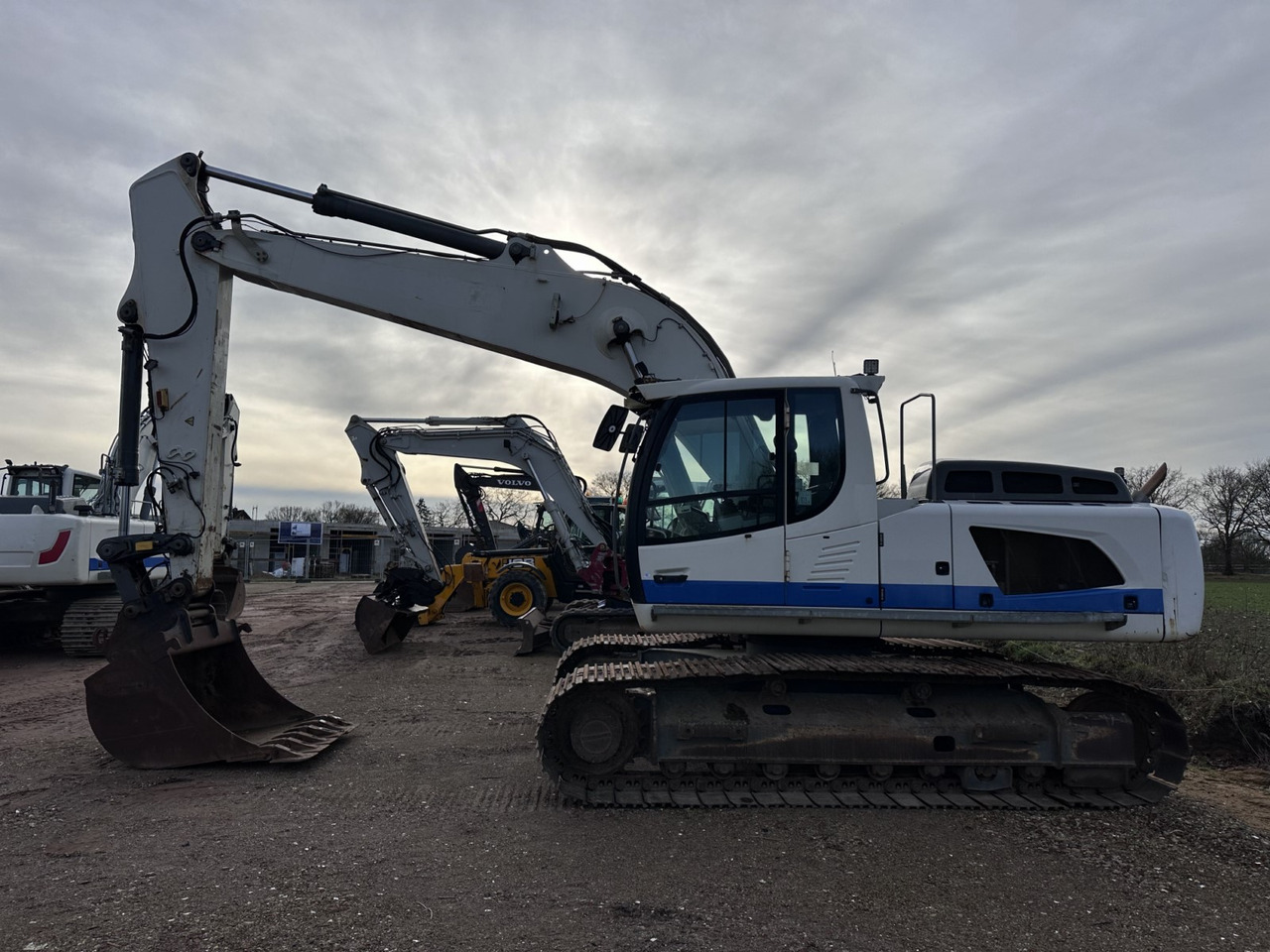 LIEBHERR R 924 LC Top Zustand !!! Kein 914- 916- 920- 926 - Telakaivukone: kuva LIEBHERR R 924 LC Top Zustand !!! Kein 914- 916- 920- 926 - Telakaivukone LIEBHERR R 924 LC Top Zustand !!! Kein 914- 916- 920- 926 - Telakaivukone: kuva LIEBHERR R 924 LC Top Zustand !!! Kein 914- 916- 920- 926 - Telakaivukone