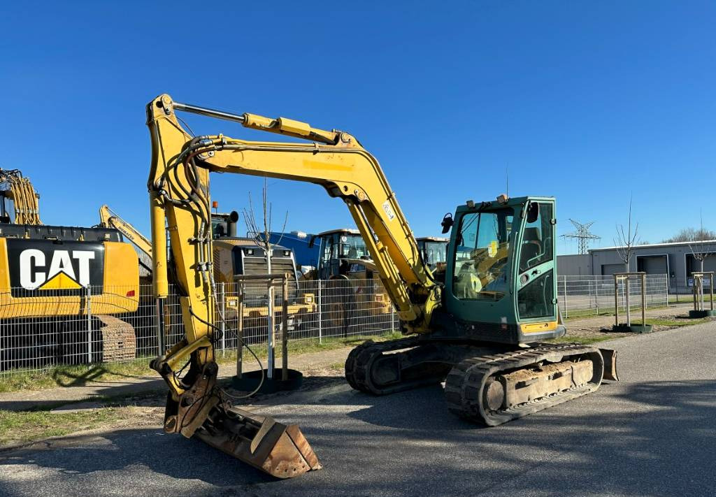 Yanmar SV100-1A Klima German machine! - Minikuormaaja: kuva Yanmar SV100-1A Klima German machine! - Minikuormaaja Yanmar SV100-1A Klima German machine! - Minikuormaaja: kuva Yanmar SV100-1A Klima German machine! - Minikuormaaja