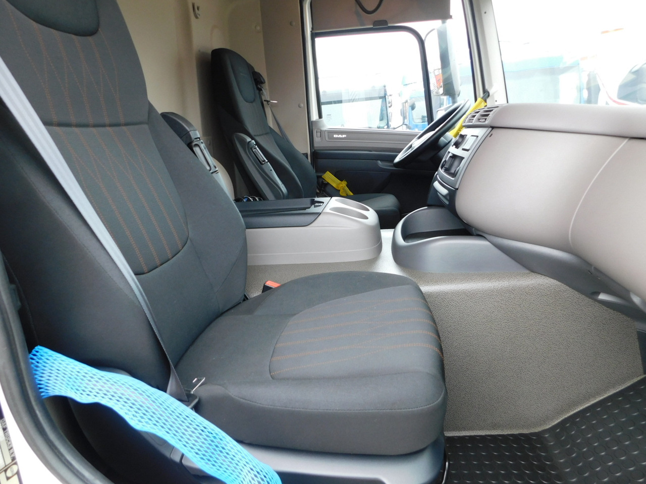 Daf Cf 450 fad - Kippiauto kuorma-auto: kuva Daf Cf 450 fad - Kippiauto kuorma-auto Daf Cf 450 fad - Kippiauto kuorma-auto: kuva Daf Cf 450 fad - Kippiauto kuorma-auto