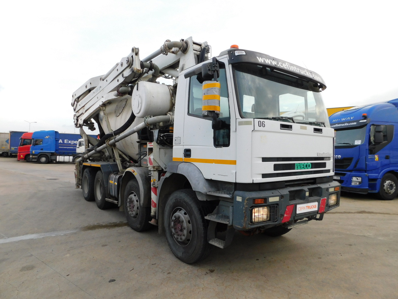 Iveco 410e44h80 - Betoniauto: kuva Iveco 410e44h80 - Betoniauto Iveco 410e44h80 - Betoniauto: kuva Iveco 410e44h80 - Betoniauto