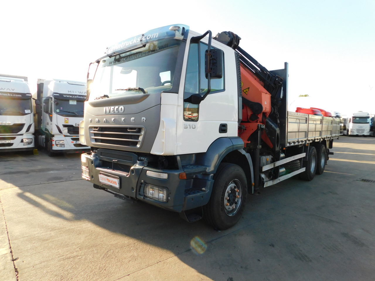 Iveco Magirus trakker - Lava-kuorma-auto, Nosturiauto: kuva Iveco Magirus trakker - Lava-kuorma-auto, Nosturiauto Iveco Magirus trakker - Lava-kuorma-auto, Nosturiauto: kuva Iveco Magirus trakker - Lava-kuorma-auto, Nosturiauto
