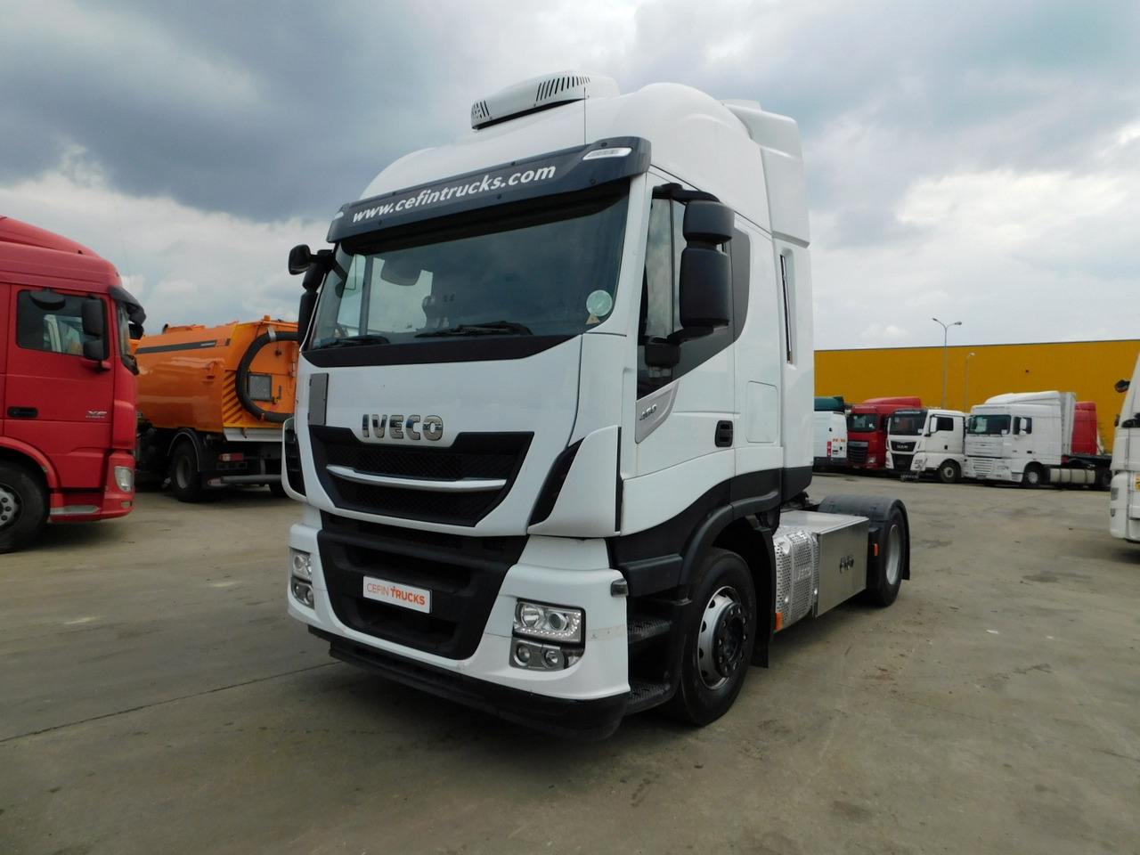 Iveco As440tp - Vetopöytäauto: kuva Iveco As440tp - Vetopöytäauto Iveco As440tp - Vetopöytäauto: kuva Iveco As440tp - Vetopöytäauto