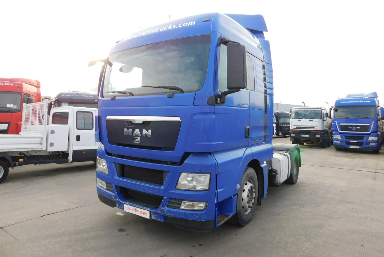 Man Tgx 18440 - Vetopöytäauto: kuva Man Tgx 18440 - Vetopöytäauto Man Tgx 18440 - Vetopöytäauto: kuva Man Tgx 18440 - Vetopöytäauto