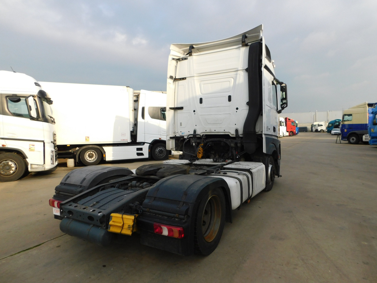 Mercedes Actros - Vetopöytäauto: kuva Mercedes Actros - Vetopöytäauto Mercedes Actros - Vetopöytäauto: kuva Mercedes Actros - Vetopöytäauto