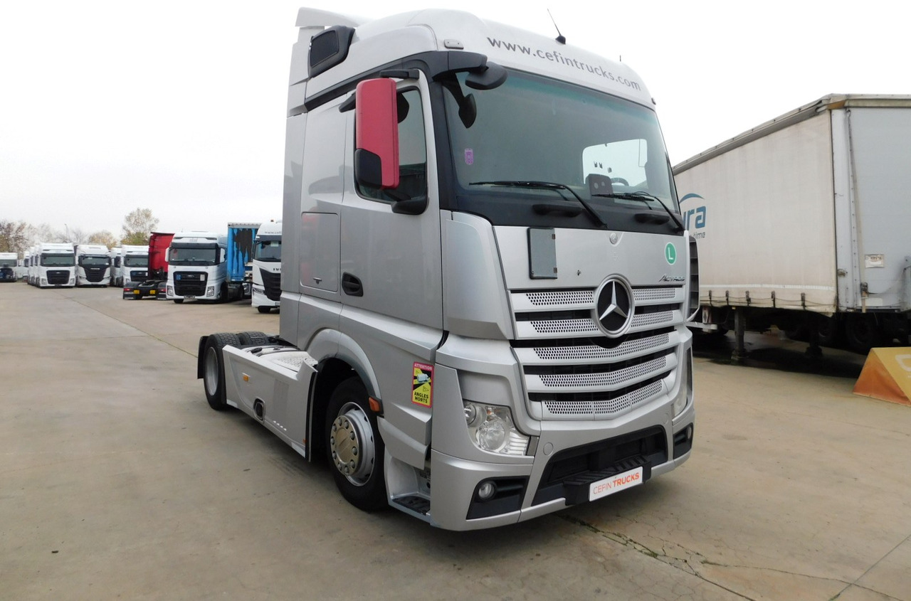 Mercedes Actros - Vetopöytäauto: kuva Mercedes Actros - Vetopöytäauto Mercedes Actros - Vetopöytäauto: kuva Mercedes Actros - Vetopöytäauto