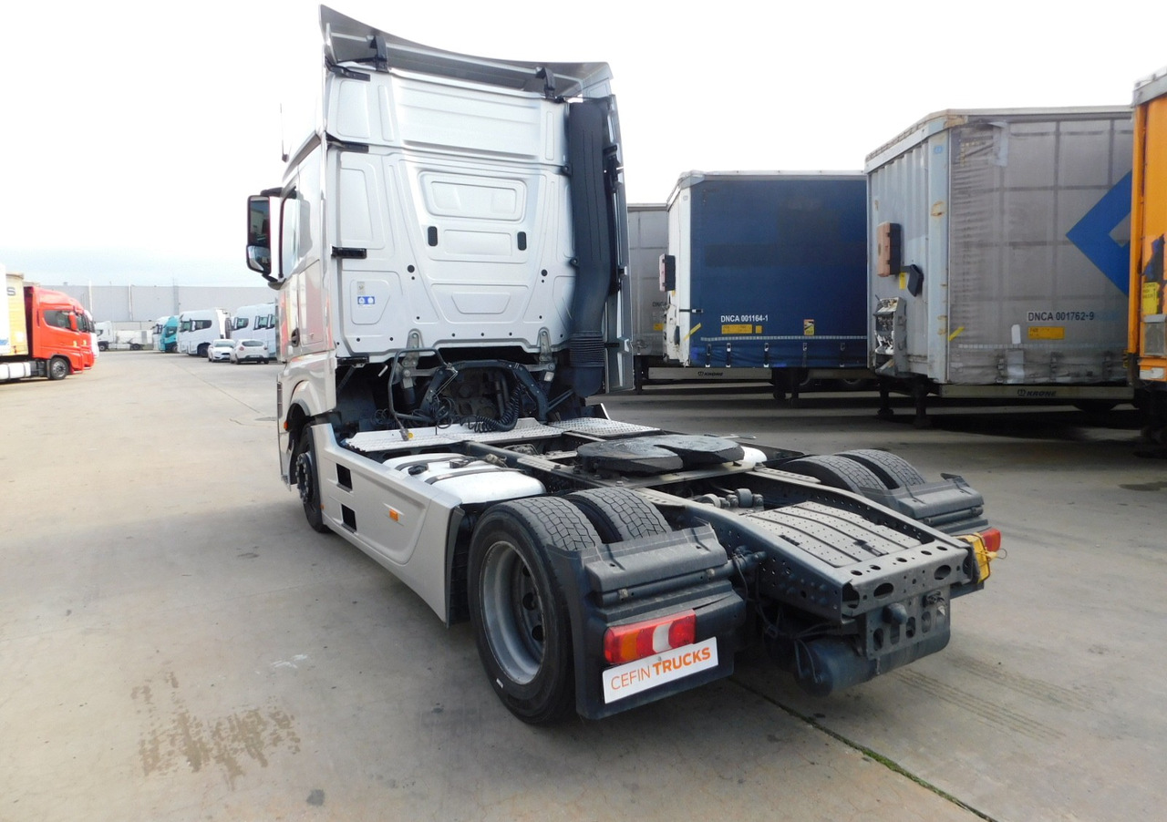 Mercedes Actros - Vetopöytäauto: kuva Mercedes Actros - Vetopöytäauto Mercedes Actros - Vetopöytäauto: kuva Mercedes Actros - Vetopöytäauto
