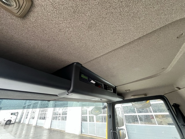 MAN TGL 12.220 4x2 BL Euro6 Klima Luftfeder - Pressukapelli kuorma-auto: kuva MAN TGL 12.220 4x2 BL Euro6 Klima Luftfeder - Pressukapelli kuorma-auto MAN TGL 12.220 4x2 BL Euro6 Klima Luftfeder - Pressukapelli kuorma-auto: kuva MAN TGL 12.220 4x2 BL Euro6 Klima Luftfeder - Pressukapelli kuorma-auto