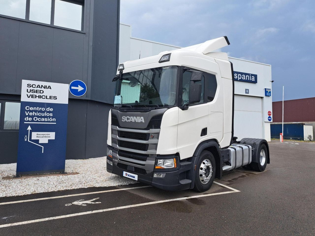 Scania R 450 - Vetopöytäauto: kuva Scania R 450 - Vetopöytäauto Scania R 450 - Vetopöytäauto: kuva Scania R 450 - Vetopöytäauto