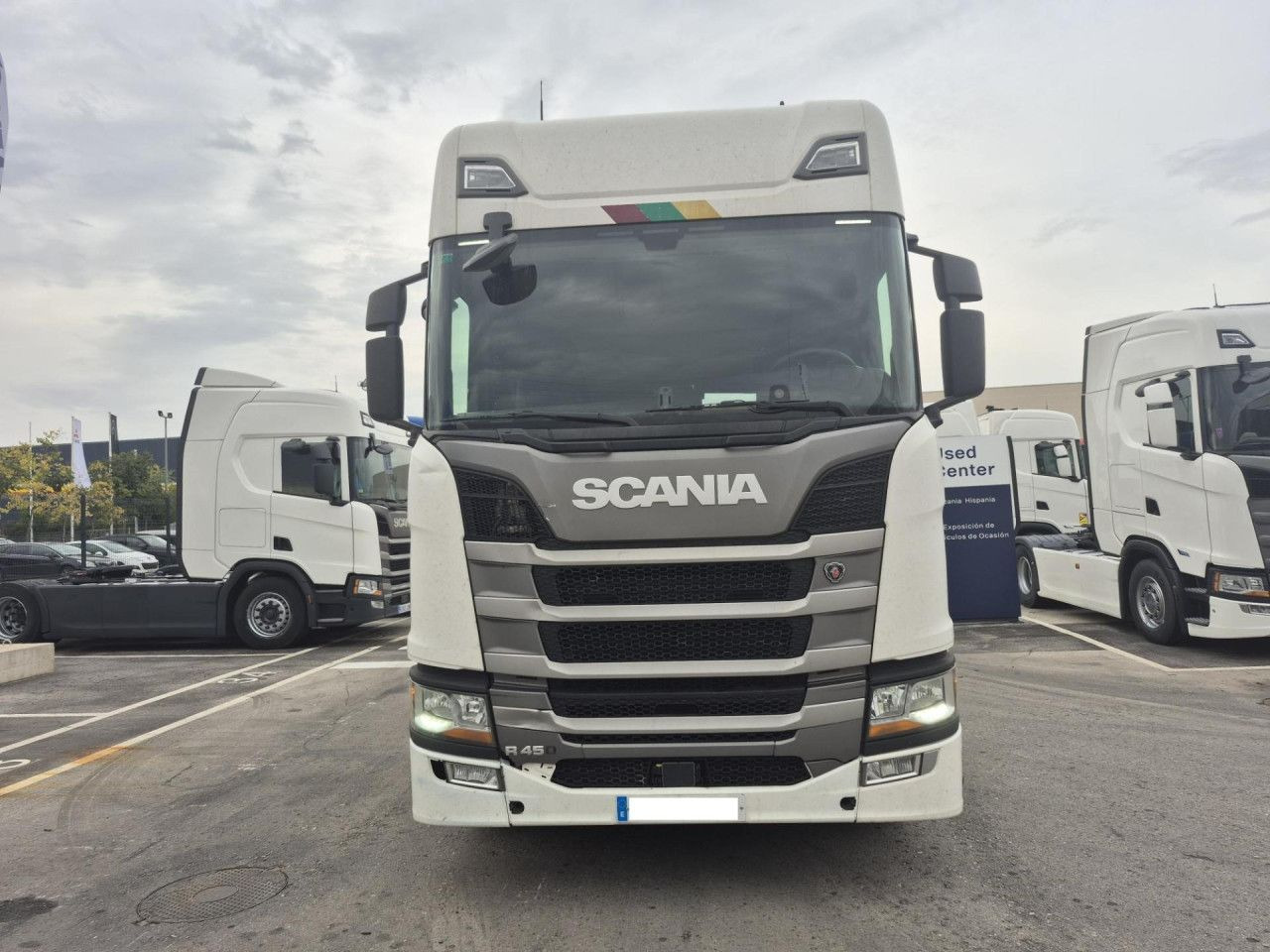 Scania R 450 - Vetopöytäauto: kuva Scania R 450 - Vetopöytäauto Scania R 450 - Vetopöytäauto: kuva Scania R 450 - Vetopöytäauto