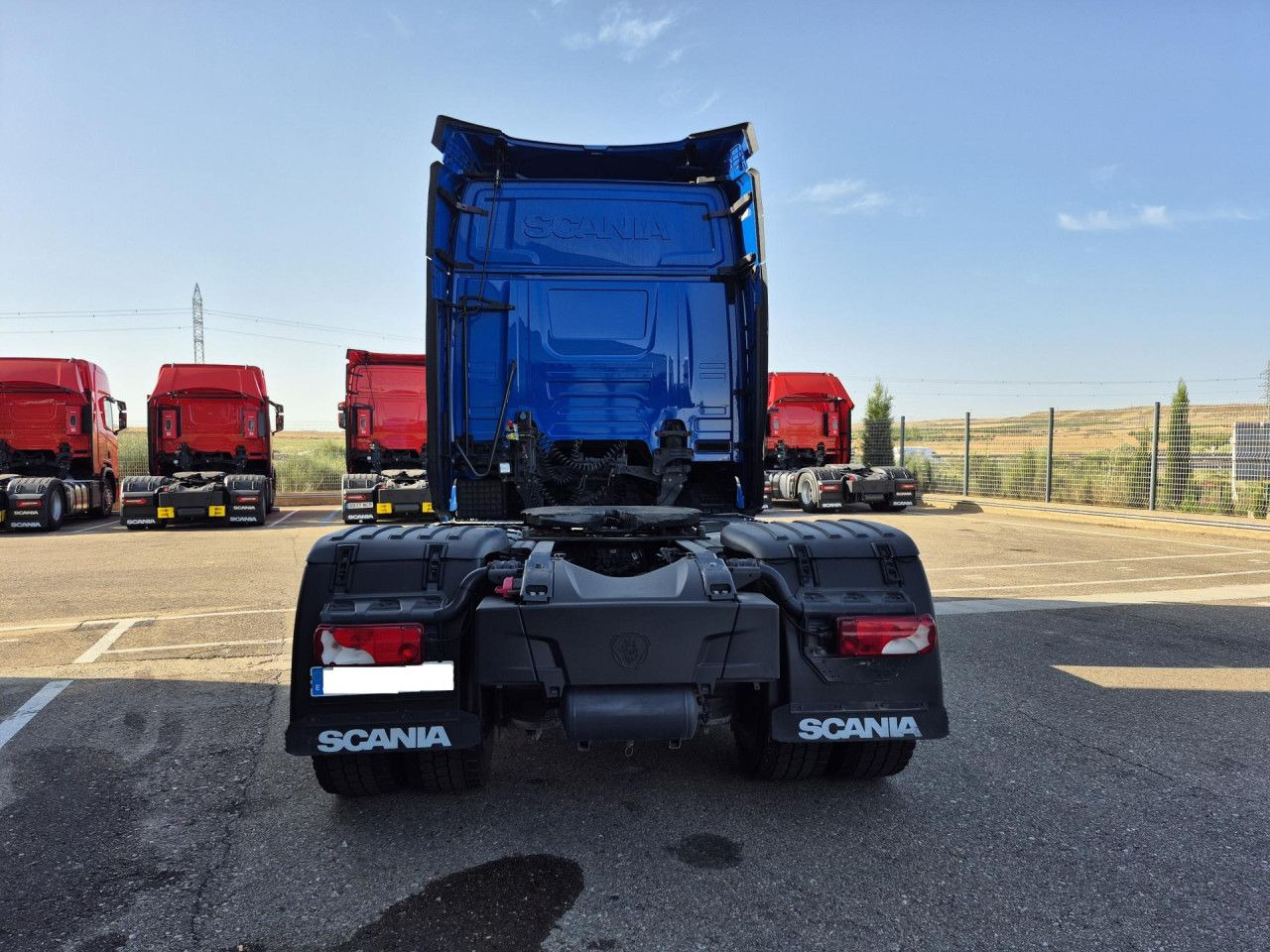 Scania R 450 - Vetopöytäauto: kuva Scania R 450 - Vetopöytäauto Scania R 450 - Vetopöytäauto: kuva Scania R 450 - Vetopöytäauto