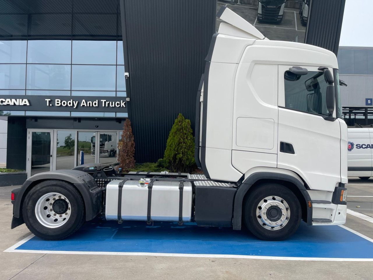 Scania S 450 - Vetopöytäauto: kuva Scania S 450 - Vetopöytäauto Scania S 450 - Vetopöytäauto: kuva Scania S 450 - Vetopöytäauto
