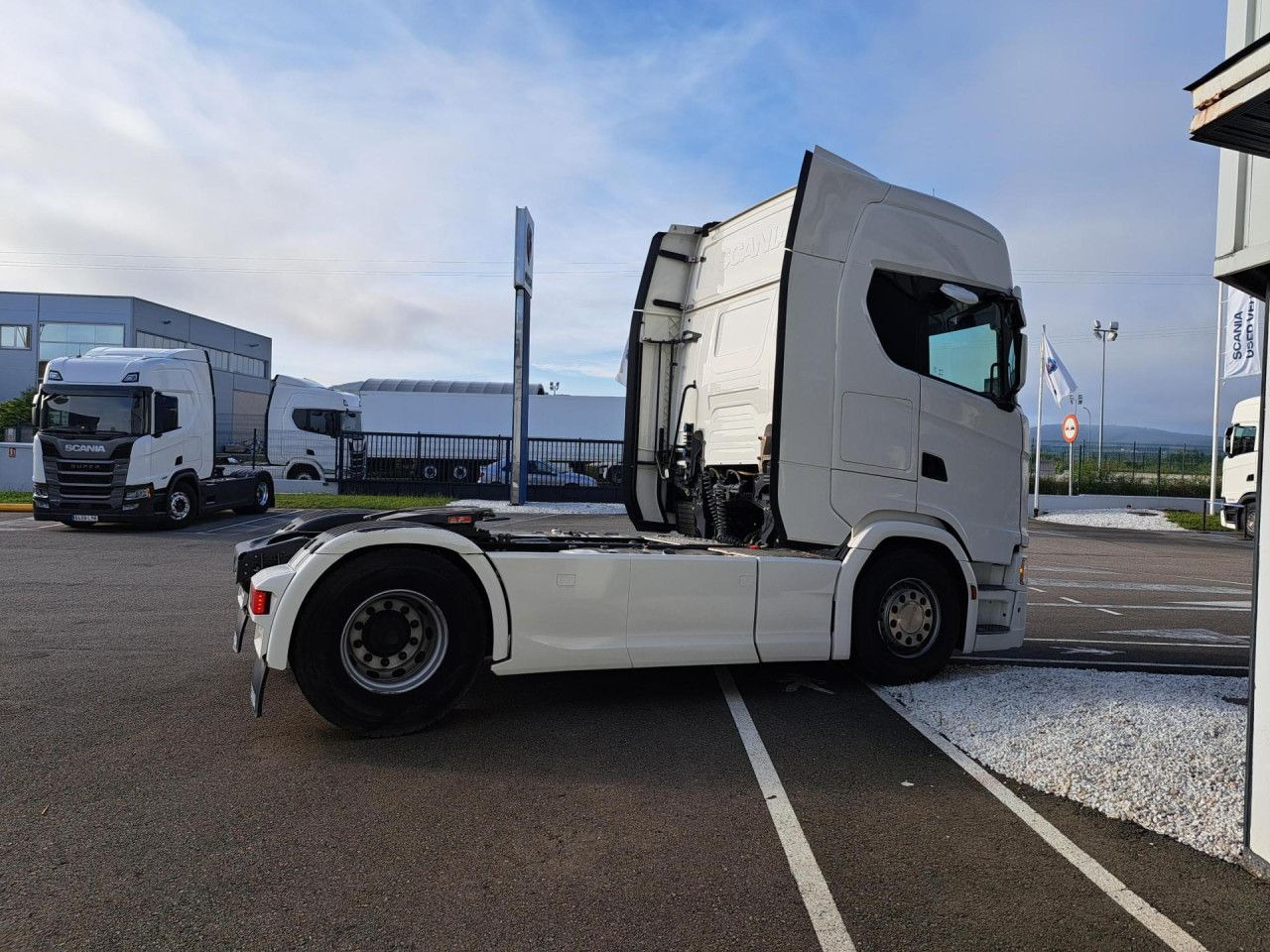 Scania S 500 - Vetopöytäauto: kuva Scania S 500 - Vetopöytäauto Scania S 500 - Vetopöytäauto: kuva Scania S 500 - Vetopöytäauto