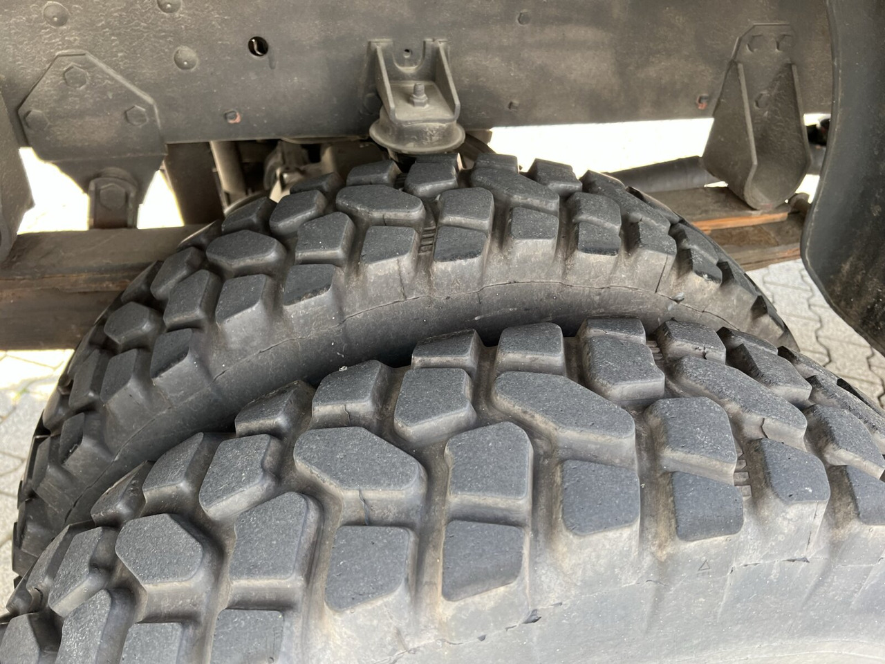 110-17 AW 4x4 110-17 AW 4x4, Ex-, Küche - Pressukapelli kuorma-auto: kuva 110-17 AW 4x4 110-17 AW 4x4, Ex-, Küche - Pressukapelli kuorma-auto 110-17 AW 4x4 110-17 AW 4x4, Ex-, Küche - Pressukapelli kuorma-auto: kuva 110-17 AW 4x4 110-17 AW 4x4, Ex-, Küche - Pressukapelli kuorma-auto