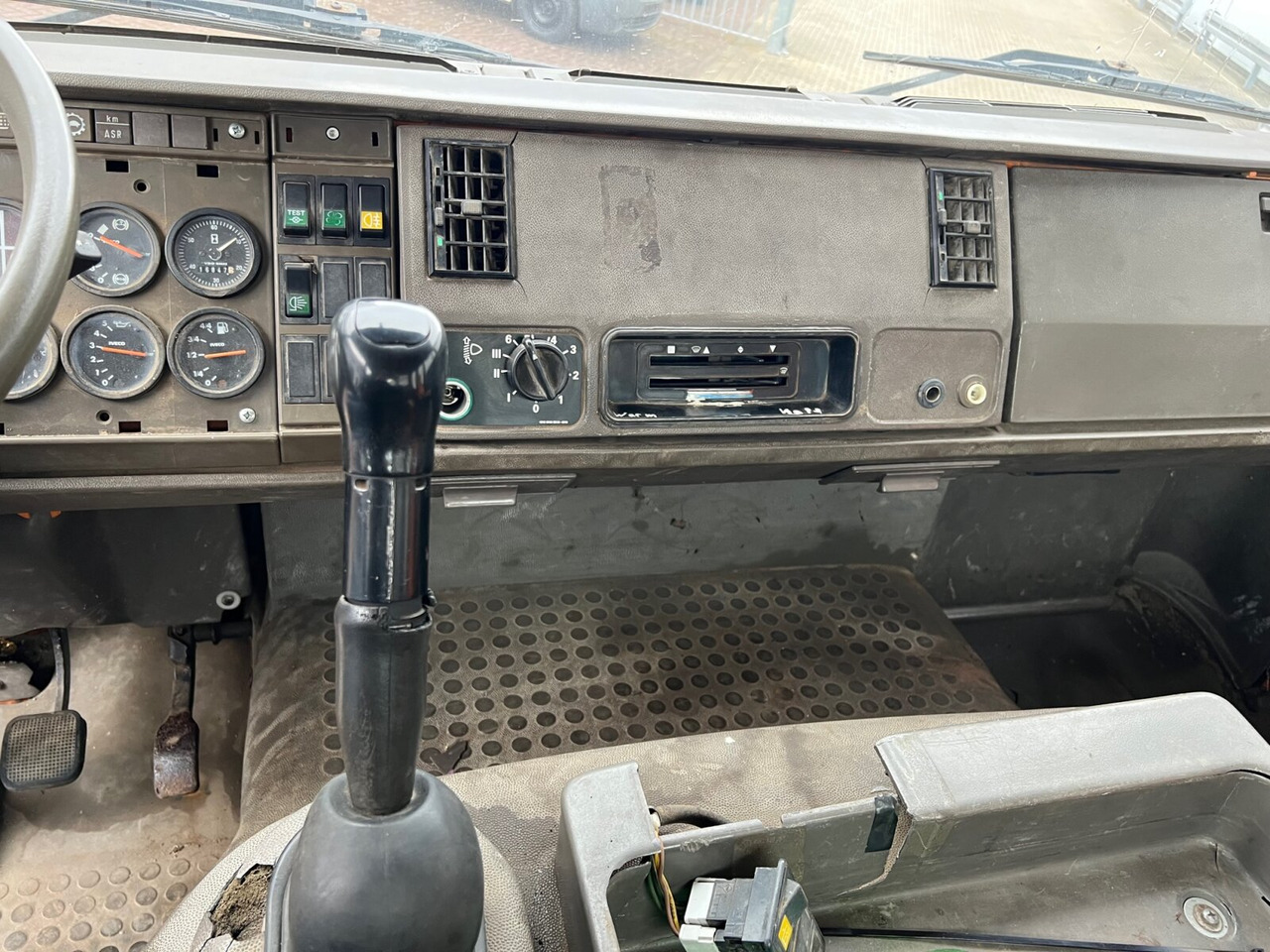 260-34 AHW 6x6 260-34 AHW 6x6, V8, Manual, Full Steel - Kuorma-auto alusta: kuva  260-34 AHW 6x6 260-34 AHW 6x6, V8, Manual, Full Steel - Kuorma-auto alusta 260-34 AHW 6x6 260-34 AHW 6x6, V8, Manual, Full Steel - Kuorma-auto alusta: kuva  260-34 AHW 6x6 260-34 AHW 6x6, V8, Manual, Full Steel - Kuorma-auto alusta