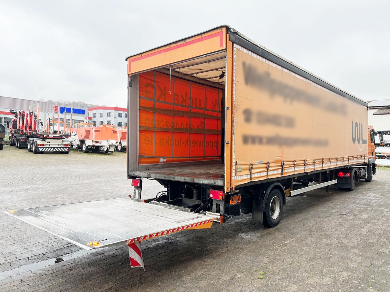 Ackermann PS-F 5.3/10.1 E SPS PS-F 5.3/10.1 E SPS, Edscha-Verdeck, LBW Dhollandia - Pressukapellipuoliperävaunu: kuva Ackermann PS-F 5.3/10.1 E SPS PS-F 5.3/10.1 E SPS, Edscha-Verdeck, LBW Dhollandia - Pressukapellipuoliperävaunu Ackermann PS-F 5.3/10.1 E SPS PS-F 5.3/10.1 E SPS, Edscha-Verdeck, LBW Dhollandia - Pressukapellipuoliperävaunu: kuva Ackermann PS-F 5.3/10.1 E SPS PS-F 5.3/10.1 E SPS, Edscha-Verdeck, LBW Dhollandia - Pressukapellipuoliperävaunu