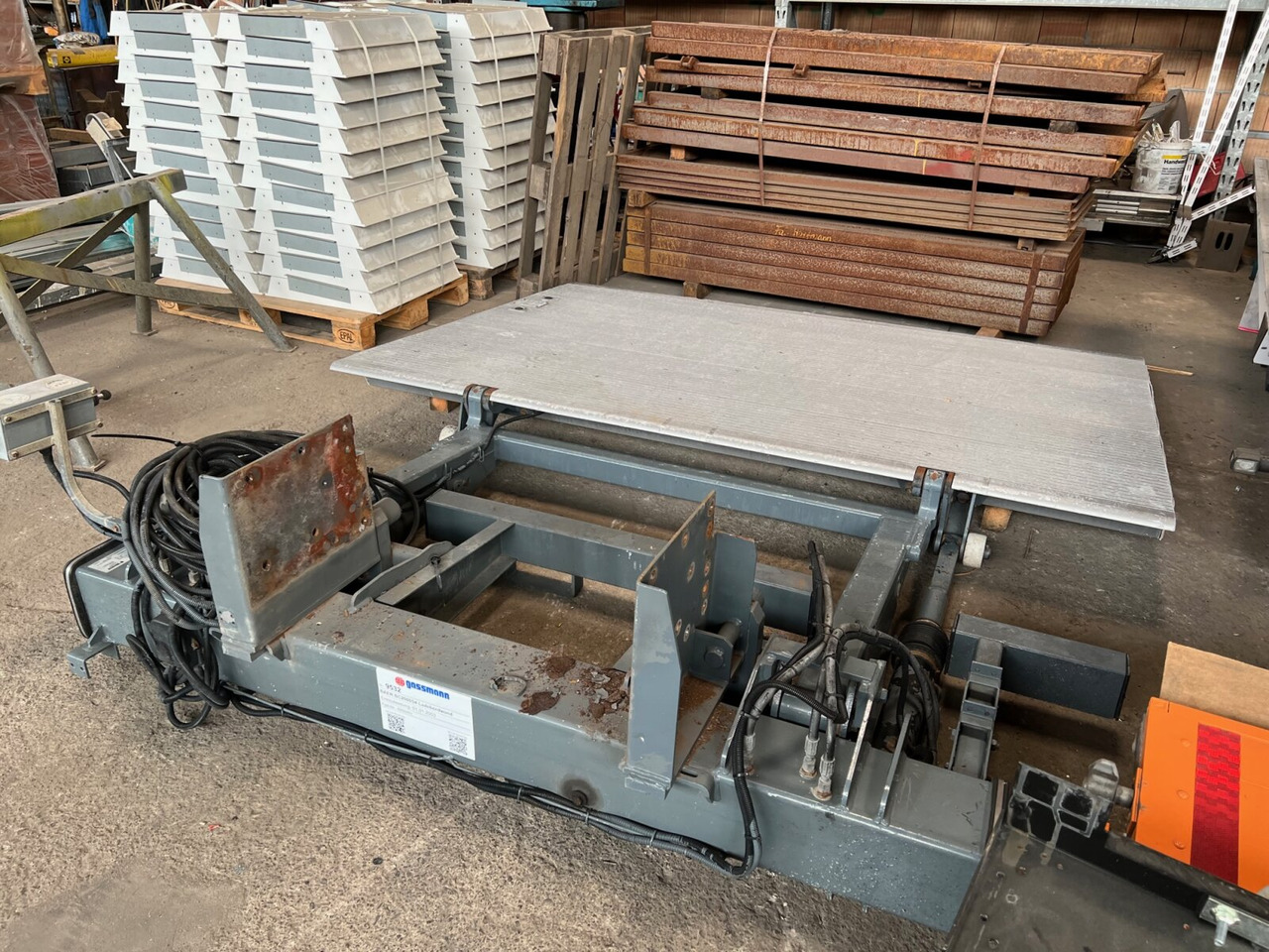 BC2000S4 Ladebordwand BC2000S4 Ladebordwand, Ex-Schweizer Armee - Takalaitanostin: kuva BC2000S4 Ladebordwand BC2000S4 Ladebordwand, Ex-Schweizer Armee - Takalaitanostin BC2000S4 Ladebordwand BC2000S4 Ladebordwand, Ex-Schweizer Armee - Takalaitanostin: kuva BC2000S4 Ladebordwand BC2000S4 Ladebordwand, Ex-Schweizer Armee - Takalaitanostin