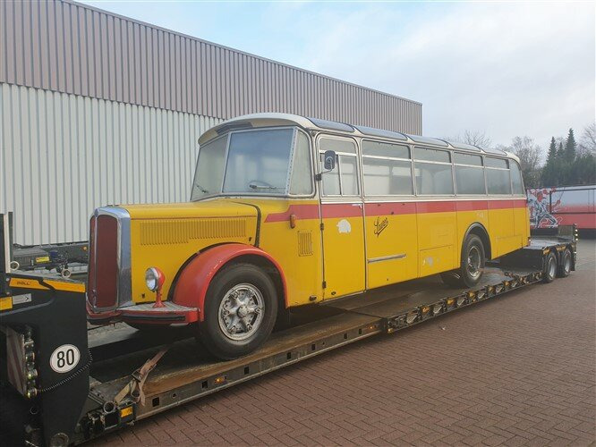 Bussi L4C Alpenwagen III, Alpin Bus, Restaurationsobjekt SAURER L4C Alpenwagen III, Alpin Bus, Restaurationsobjekt: kuva Bussi L4C Alpenwagen III, Alpin Bus, Restaurationsobjekt SAURER L4C Alpenwagen III, Alpin Bus, Restaurationsobjekt