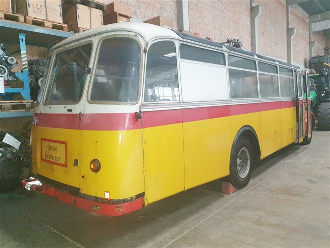 Bussi L4C Alpenwagen III, Alpin Bus, Restaurationsobjekt SAURER L4C Alpenwagen III, Alpin Bus, Restaurationsobjekt: kuva Bussi L4C Alpenwagen III, Alpin Bus, Restaurationsobjekt SAURER L4C Alpenwagen III, Alpin Bus, Restaurationsobjekt