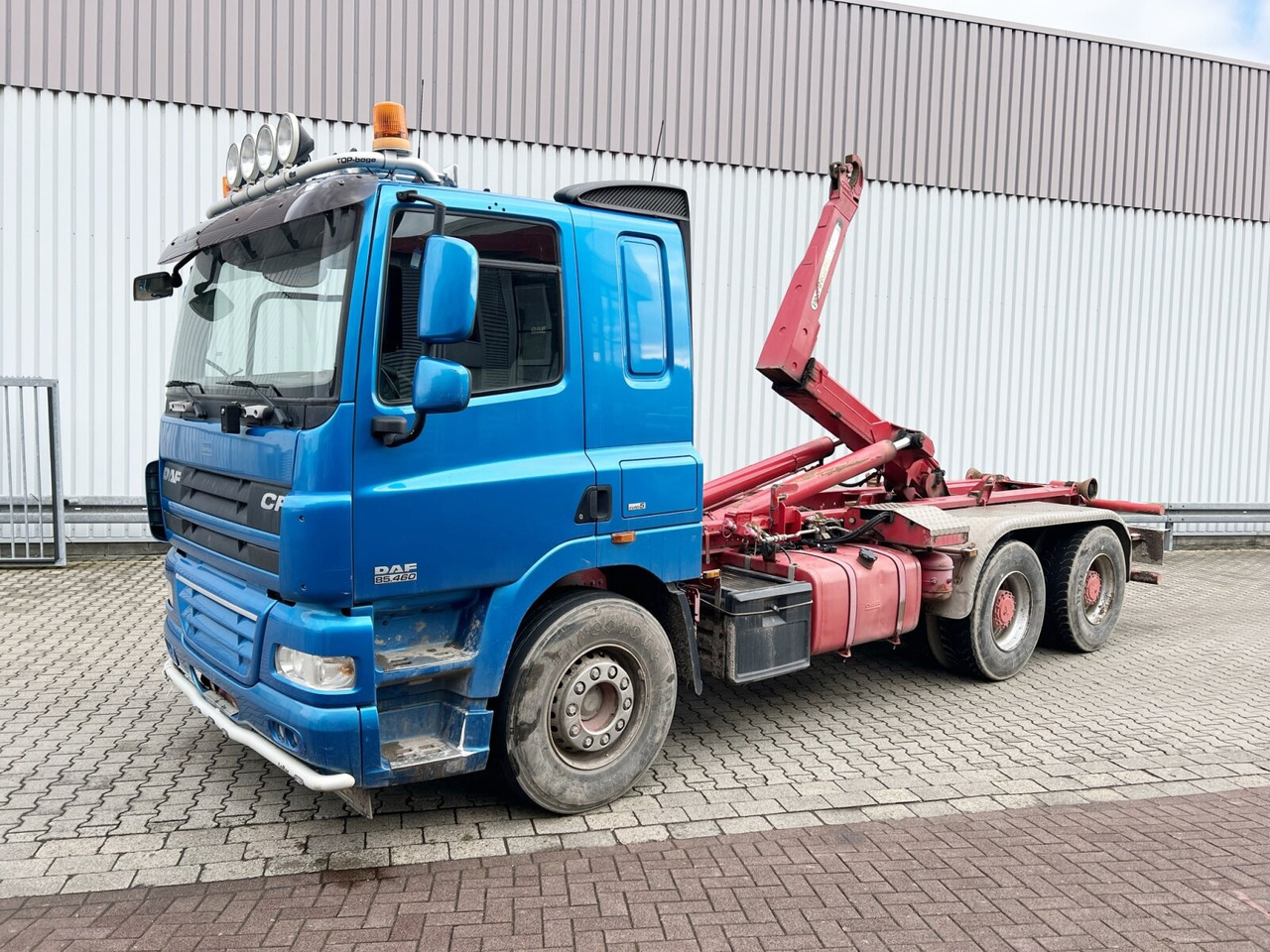 DAF AT 85.460 6x4 AT 85.460 6x4, Abrollkipper Palfinger T20 - Koukkulava kuorma-auto: kuva DAF AT 85.460 6x4 AT 85.460 6x4, Abrollkipper Palfinger T20 - Koukkulava kuorma-auto DAF AT 85.460 6x4 AT 85.460 6x4, Abrollkipper Palfinger T20 - Koukkulava kuorma-auto: kuva DAF AT 85.460 6x4 AT 85.460 6x4, Abrollkipper Palfinger T20 - Koukkulava kuorma-auto