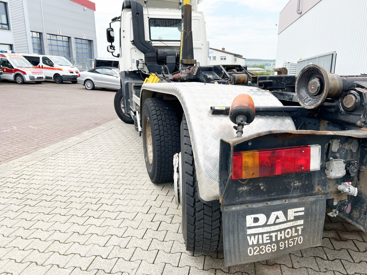 Koukkulava kuorma-auto DAF CF 85.460 6x2 CF 85.460 6x2, Lenk-/Liftachse: kuva Koukkulava kuorma-auto DAF CF 85.460 6x2 CF 85.460 6x2, Lenk-/Liftachse Koukkulava kuorma-auto DAF CF 85.460 6x2 CF 85.460 6x2, Lenk-/Liftachse: kuva Koukkulava kuorma-auto DAF CF 85.460 6x2 CF 85.460 6x2, Lenk-/Liftachse