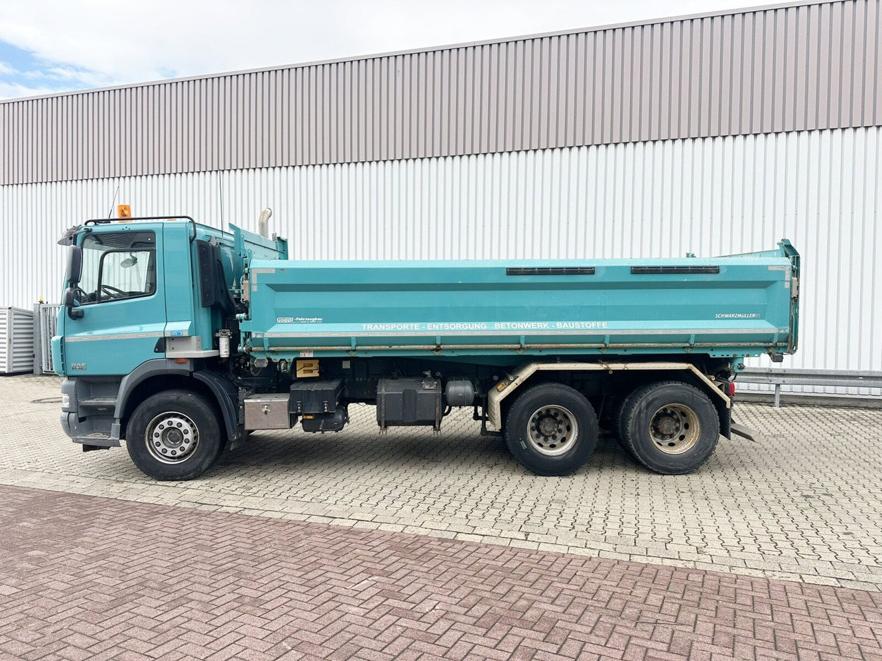 Kippiauto kuorma-auto DAF CF 85.460 6x4 CF 85.460 6x4, Bordmatik links: kuva Kippiauto kuorma-auto DAF CF 85.460 6x4 CF 85.460 6x4, Bordmatik links