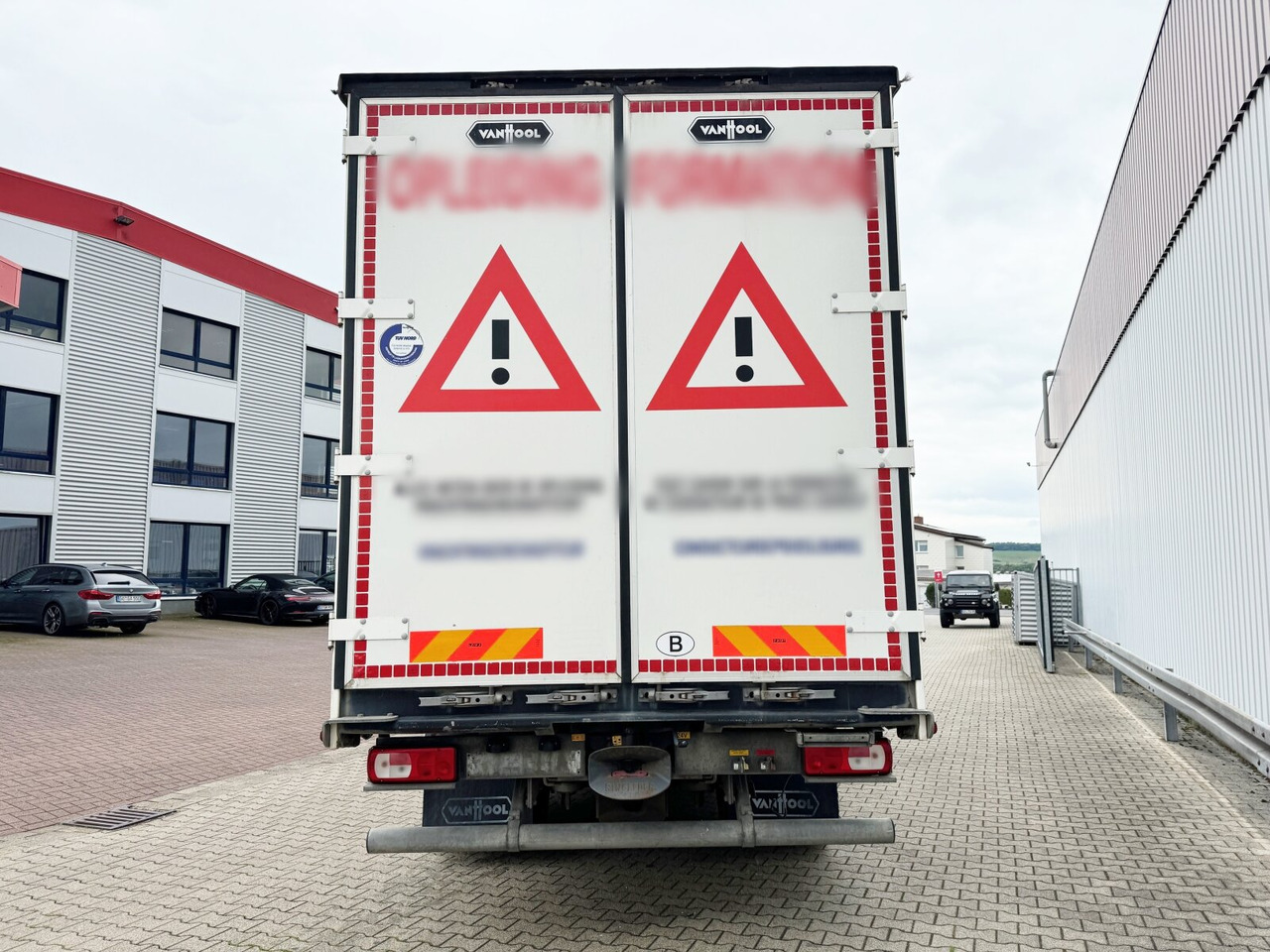 Lava-kuorma-auto DAF XF 410 FA 4x2 XF 410 FA 4x2, Fahrschule, 2x AHK, 6 Sitze: kuva Lava-kuorma-auto DAF XF 410 FA 4x2 XF 410 FA 4x2, Fahrschule, 2x AHK, 6 Sitze