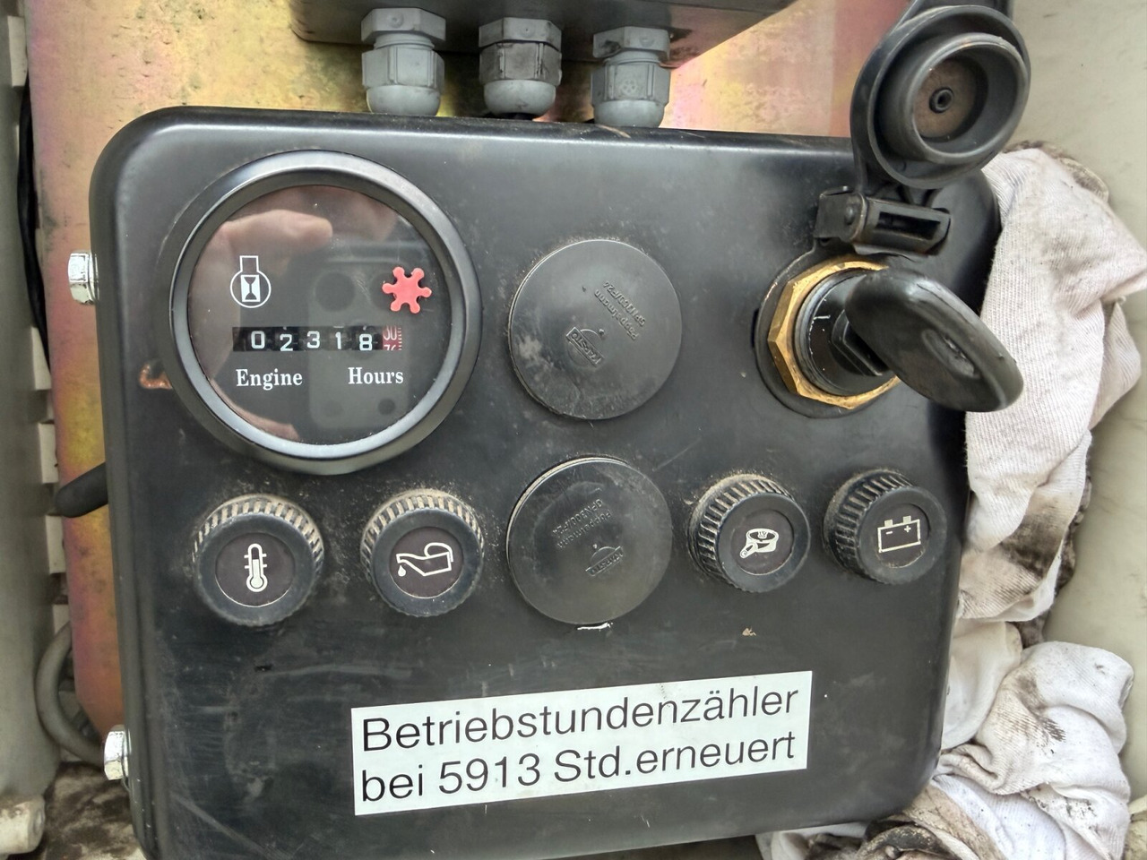 Faehndrich AG TKS-Z13 Asphaltkocher Faehndrich AG TKS-Z13 Asphaltkocher - Bitumin levittäjä: kuva Faehndrich AG TKS-Z13 Asphaltkocher Faehndrich AG TKS-Z13 Asphaltkocher - Bitumin levittäjä Faehndrich AG TKS-Z13 Asphaltkocher Faehndrich AG TKS-Z13 Asphaltkocher - Bitumin levittäjä: kuva Faehndrich AG TKS-Z13 Asphaltkocher Faehndrich AG TKS-Z13 Asphaltkocher - Bitumin levittäjä