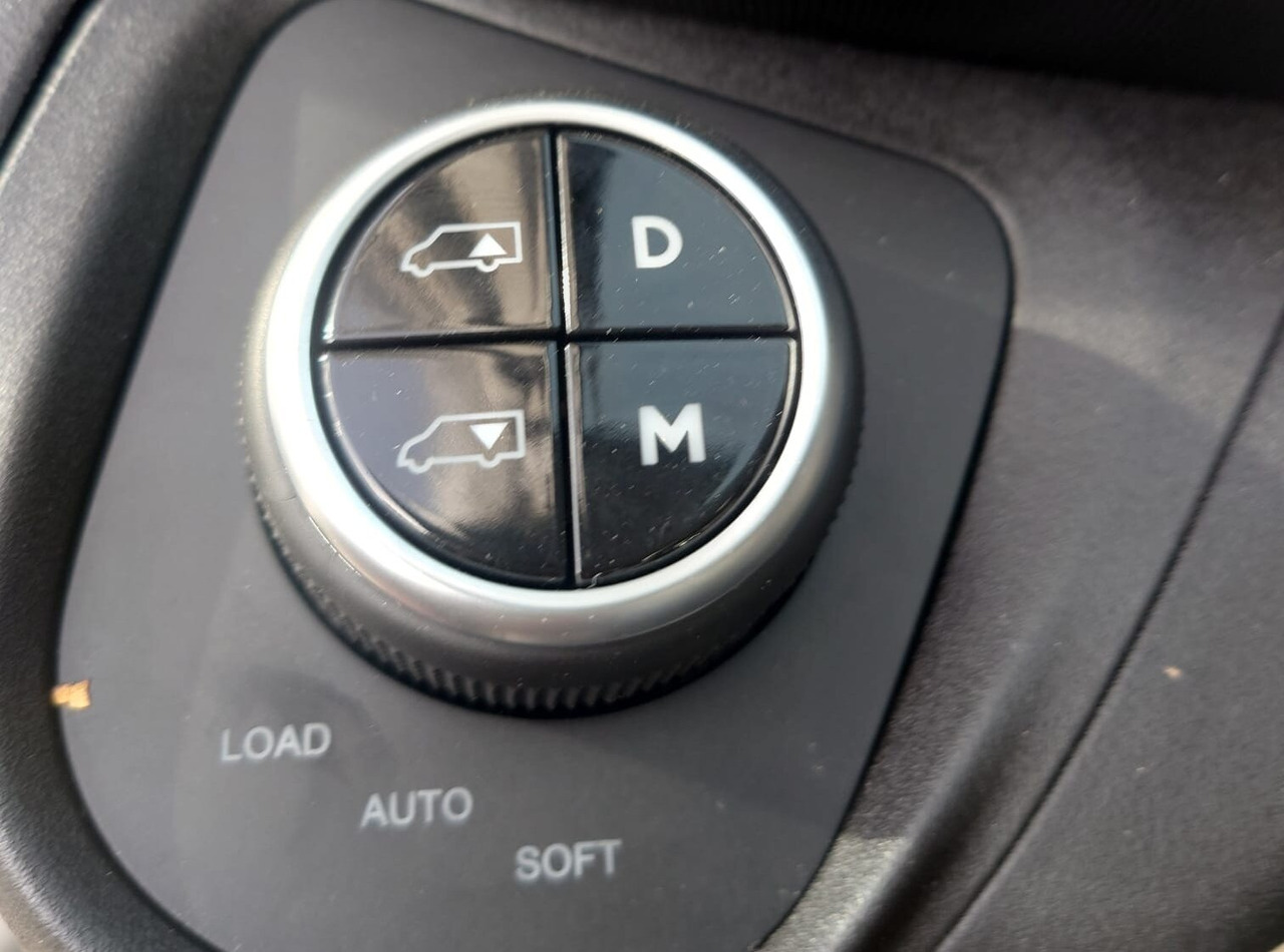 Iveco Daily 72C18H/P DK 4x2 Daily 72C18H/P DK 4x2, Nebenantrieb - Kuorma-auto alusta: kuva Iveco Daily 72C18H/P DK 4x2 Daily 72C18H/P DK 4x2, Nebenantrieb - Kuorma-auto alusta Iveco Daily 72C18H/P DK 4x2 Daily 72C18H/P DK 4x2, Nebenantrieb - Kuorma-auto alusta: kuva Iveco Daily 72C18H/P DK 4x2 Daily 72C18H/P DK 4x2, Nebenantrieb - Kuorma-auto alusta