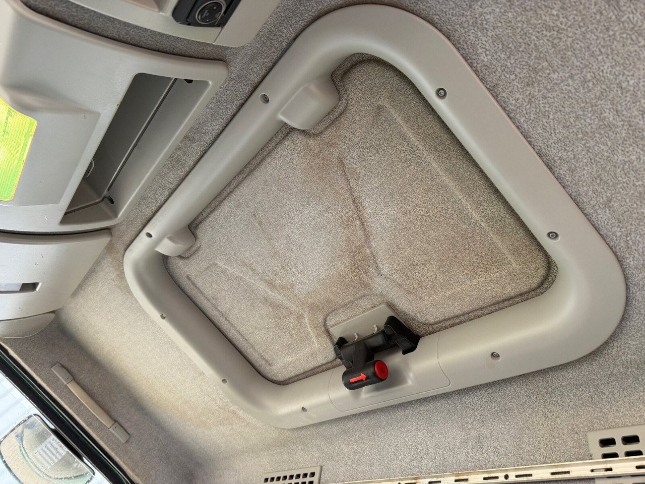 Iveco ML80E18/P 4x2 ML80E18/P 4x2, City-Abroller - Koukkulava kuorma-auto: kuva Iveco ML80E18/P 4x2 ML80E18/P 4x2, City-Abroller - Koukkulava kuorma-auto Iveco ML80E18/P 4x2 ML80E18/P 4x2, City-Abroller - Koukkulava kuorma-auto: kuva Iveco ML80E18/P 4x2 ML80E18/P 4x2, City-Abroller - Koukkulava kuorma-auto