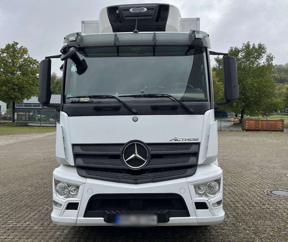 Mercedes-Benz Actros 1832 L 4x2 Actros 1832 L 4x2, Kühlkoffer, 2x Trennwand, Carrier, LBW BÄR - Kuorma-auto: kuva Mercedes-Benz Actros 1832 L 4x2 Actros 1832 L 4x2, Kühlkoffer, 2x Trennwand, Carrier, LBW BÄR - Kuorma-auto Mercedes-Benz Actros 1832 L 4x2 Actros 1832 L 4x2, Kühlkoffer, 2x Trennwand, Carrier, LBW BÄR - Kuorma-auto: kuva Mercedes-Benz Actros 1832 L 4x2 Actros 1832 L 4x2, Kühlkoffer, 2x Trennwand, Carrier, LBW BÄR - Kuorma-auto